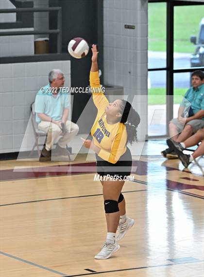 Thumbnail 1 in Mayflower @ Perryville photogallery.