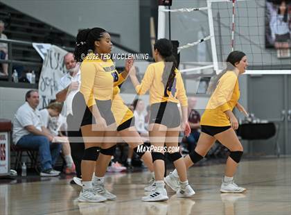 Thumbnail 2 in Mayflower @ Perryville photogallery.