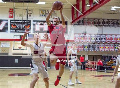 Thumbnail 1 in Great Oak @ Murrieta Valley photogallery.