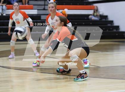Thumbnail 3 in Circleville @ Amanda-Clearcreek photogallery.