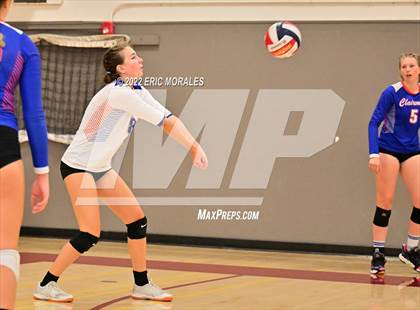 Thumbnail 2 in Clairemont vs Grossmont (Monte Vista Invitational) photogallery.
