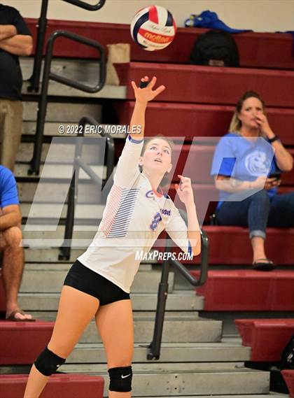 Thumbnail 2 in Clairemont vs Grossmont (Monte Vista Invitational) photogallery.