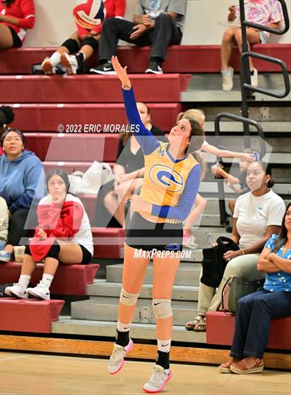 Thumbnail 2 in Clairemont vs Grossmont (Monte Vista Invitational) photogallery.