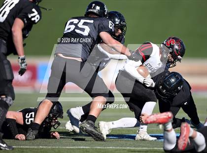 Thumbnail 2 in Limon vs. Strasburg (CHSAA 1A Championship) photogallery.