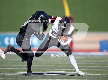 Thumbnail 3 in Limon vs. Strasburg (CHSAA 1A Championship) photogallery.