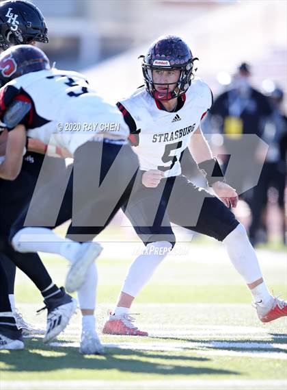 Thumbnail 1 in Limon vs. Strasburg (CHSAA 1A Championship) photogallery.