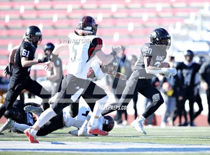 Thumbnail 3 in Limon vs. Strasburg (CHSAA 1A Championship) photogallery.