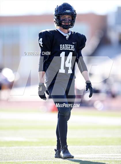 Thumbnail 2 in Limon vs. Strasburg (CHSAA 1A Championship) photogallery.