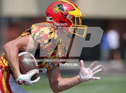 Thumbnail 2 in Archbishop Mitty vs. Oakdale (Honor Bowl) photogallery.