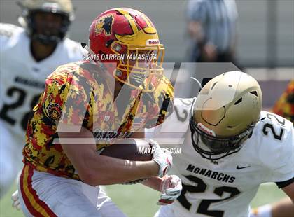 Thumbnail 1 in Archbishop Mitty vs. Oakdale (Honor Bowl) photogallery.