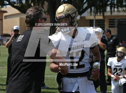 Thumbnail 1 in Archbishop Mitty vs. Oakdale (Honor Bowl) photogallery.