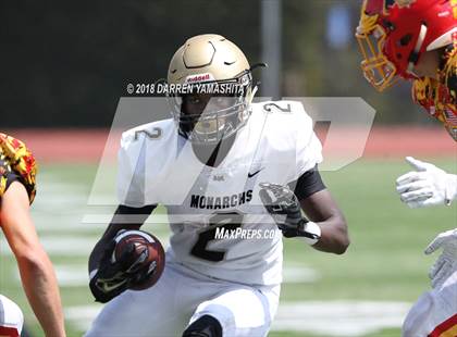 Thumbnail 2 in Archbishop Mitty vs. Oakdale (Honor Bowl) photogallery.