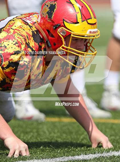 Thumbnail 1 in Archbishop Mitty vs. Oakdale (Honor Bowl) photogallery.