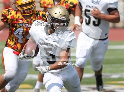 Thumbnail 3 in Archbishop Mitty vs. Oakdale (Honor Bowl) photogallery.