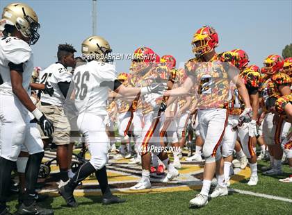 Thumbnail 3 in Archbishop Mitty vs. Oakdale (Honor Bowl) photogallery.