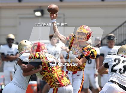 Thumbnail 1 in Archbishop Mitty vs. Oakdale (Honor Bowl) photogallery.