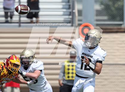 Thumbnail 3 in Archbishop Mitty vs. Oakdale (Honor Bowl) photogallery.