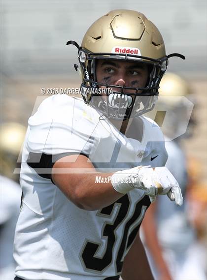 Thumbnail 3 in Archbishop Mitty vs. Oakdale (Honor Bowl) photogallery.