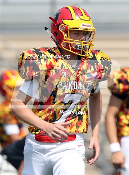 Thumbnail 2 in Archbishop Mitty vs. Oakdale (Honor Bowl) photogallery.