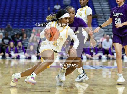 Thumbnail 1 in Canyon vs. La Vega (UIL 4A Basketball Final) photogallery.