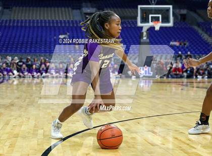 Thumbnail 2 in Canyon vs. La Vega (UIL 4A Basketball Final) photogallery.