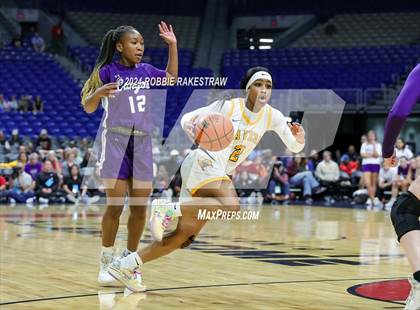 Thumbnail 3 in Canyon vs. La Vega (UIL 4A Basketball Final) photogallery.