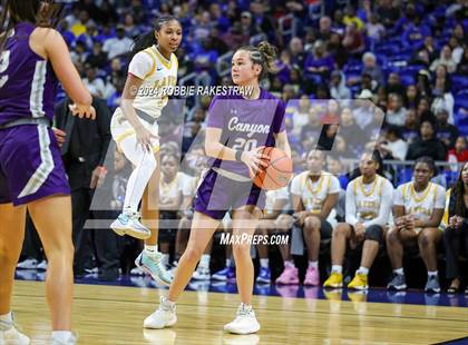 Thumbnail 3 in Canyon vs. La Vega (UIL 4A Basketball Final) photogallery.