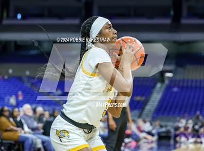 Thumbnail 2 in Canyon vs. La Vega (UIL 4A Basketball Final) photogallery.