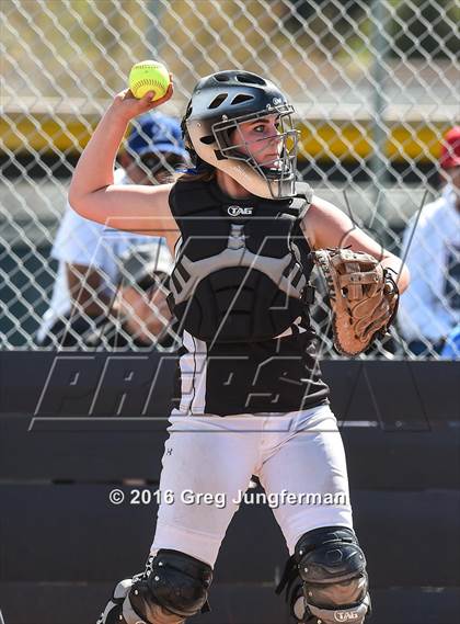 Thumbnail 1 in Analy vs. Dixon (Napa Tournament) photogallery.