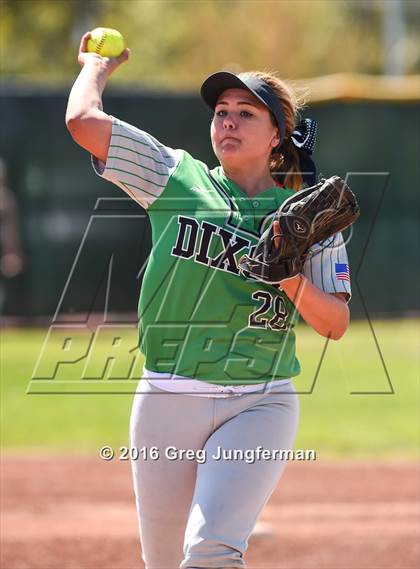 Thumbnail 2 in Analy vs. Dixon (Napa Tournament) photogallery.