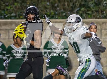 Thumbnail 2 in Helix @ Servite photogallery.