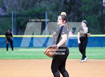Thumbnail 3 in Swansboro vs Dixon photogallery.