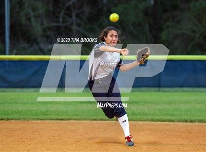 Thumbnail 2 in Swansboro vs Dixon photogallery.
