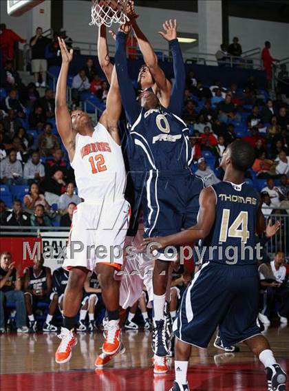Thumbnail 2 in Hall vs. Grace Prep (Metroplex Thanksgiving Hoopfest) photogallery.