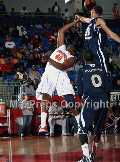 Thumbnail 3 in Hall vs. Grace Prep (Metroplex Thanksgiving Hoopfest) photogallery.