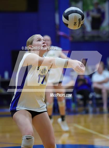 Thumbnail 2 in St. John Lutheran vs. St. John Paul II photogallery.