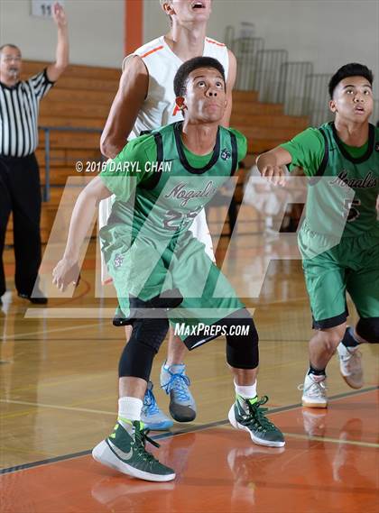 Thumbnail 3 in Polytechnic vs. Nogales (Pasadena Poly Tournament) photogallery.