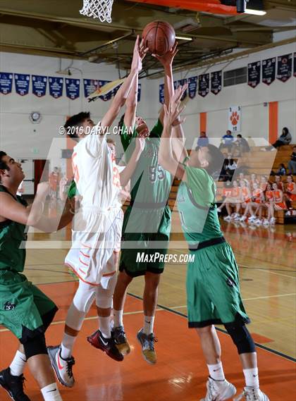 Thumbnail 1 in Polytechnic vs. Nogales (Pasadena Poly Tournament) photogallery.