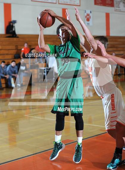 Thumbnail 1 in Polytechnic vs. Nogales (Pasadena Poly Tournament) photogallery.