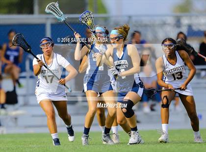Thumbnail 3 in Birmingham vs Crescenta Valley photogallery.