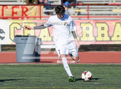 Thumbnail 3 in Independence vs Chaparral (AIA 5A Quarterfinal Playoff) photogallery.