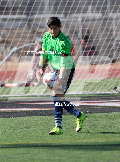 Thumbnail 2 in Independence vs Chaparral (AIA 5A Quarterfinal Playoff) photogallery.