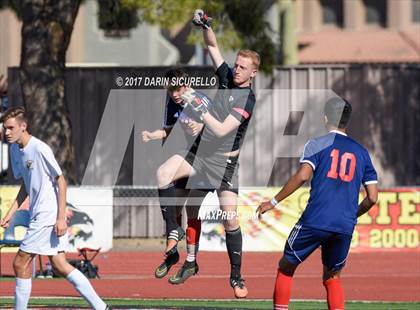Thumbnail 2 in Independence vs Chaparral (AIA 5A Quarterfinal Playoff) photogallery.