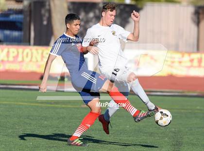 Thumbnail 3 in Independence vs Chaparral (AIA 5A Quarterfinal Playoff) photogallery.