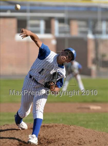 Thumbnail 3 in Montebello @ El Rancho photogallery.