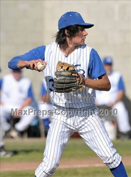 Thumbnail 3 in Montebello @ El Rancho photogallery.