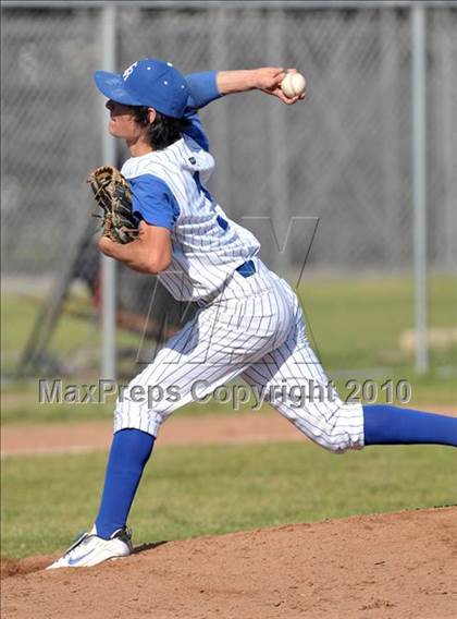 Thumbnail 2 in Montebello @ El Rancho photogallery.