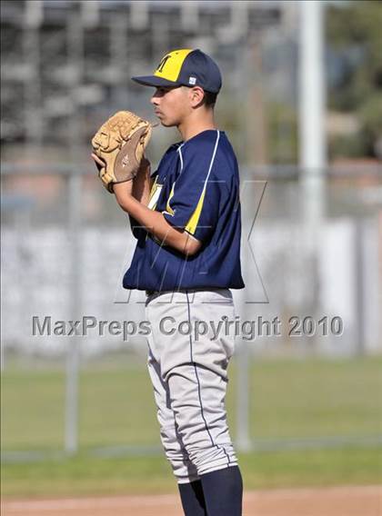 Thumbnail 3 in Montebello @ El Rancho photogallery.