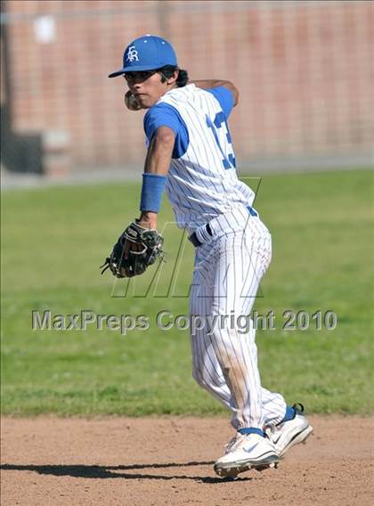 Thumbnail 2 in Montebello @ El Rancho photogallery.