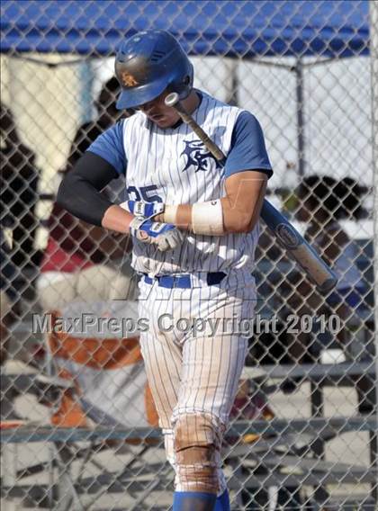 Thumbnail 3 in Montebello @ El Rancho photogallery.